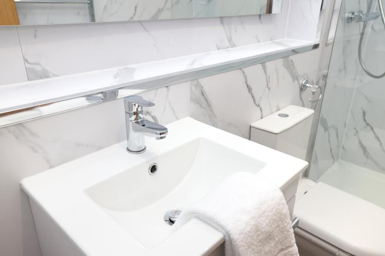 Stunning 2 Bed Apt Nr The Royal Mile & The Castle EDI Exterior foto