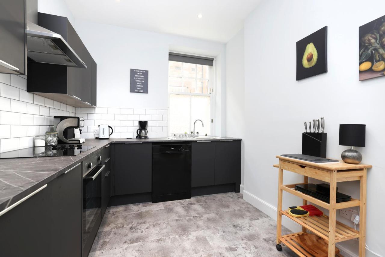 Stunning 2 Bed Apt Nr The Royal Mile & The Castle EDI Exterior foto