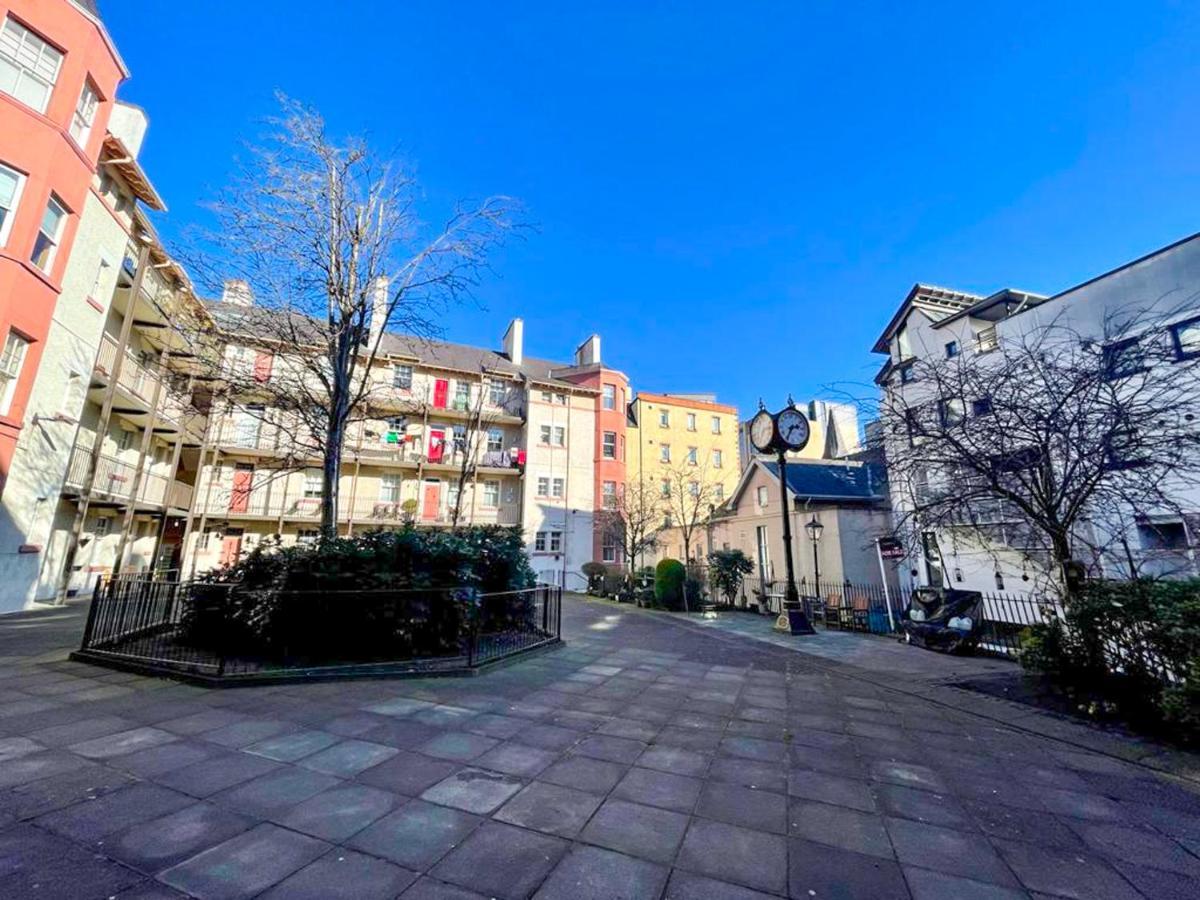 Stunning 2 Bed Apt Nr The Royal Mile & The Castle EDI Exterior foto